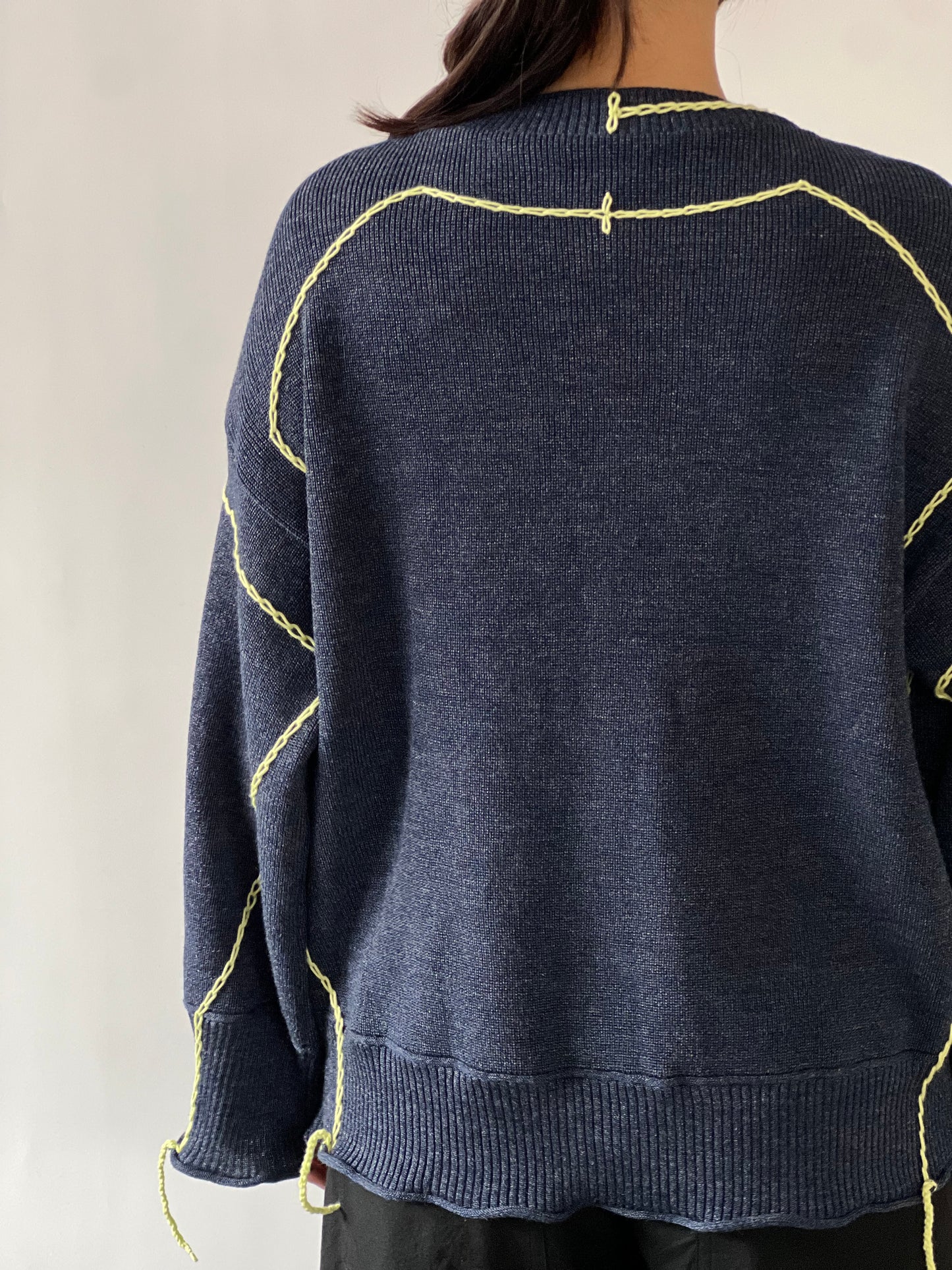 〈受注:10月中旬お届け〉Previous Sweater