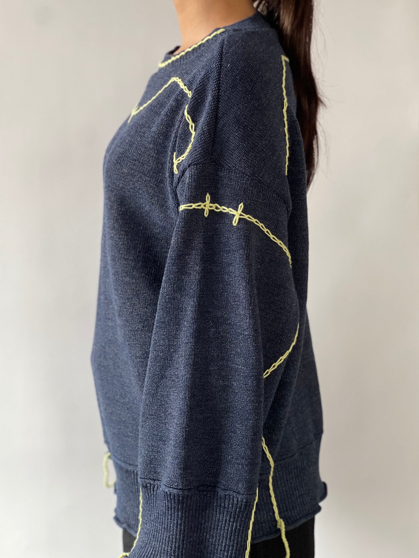 〈受注:10月中旬お届け〉Previous Sweater