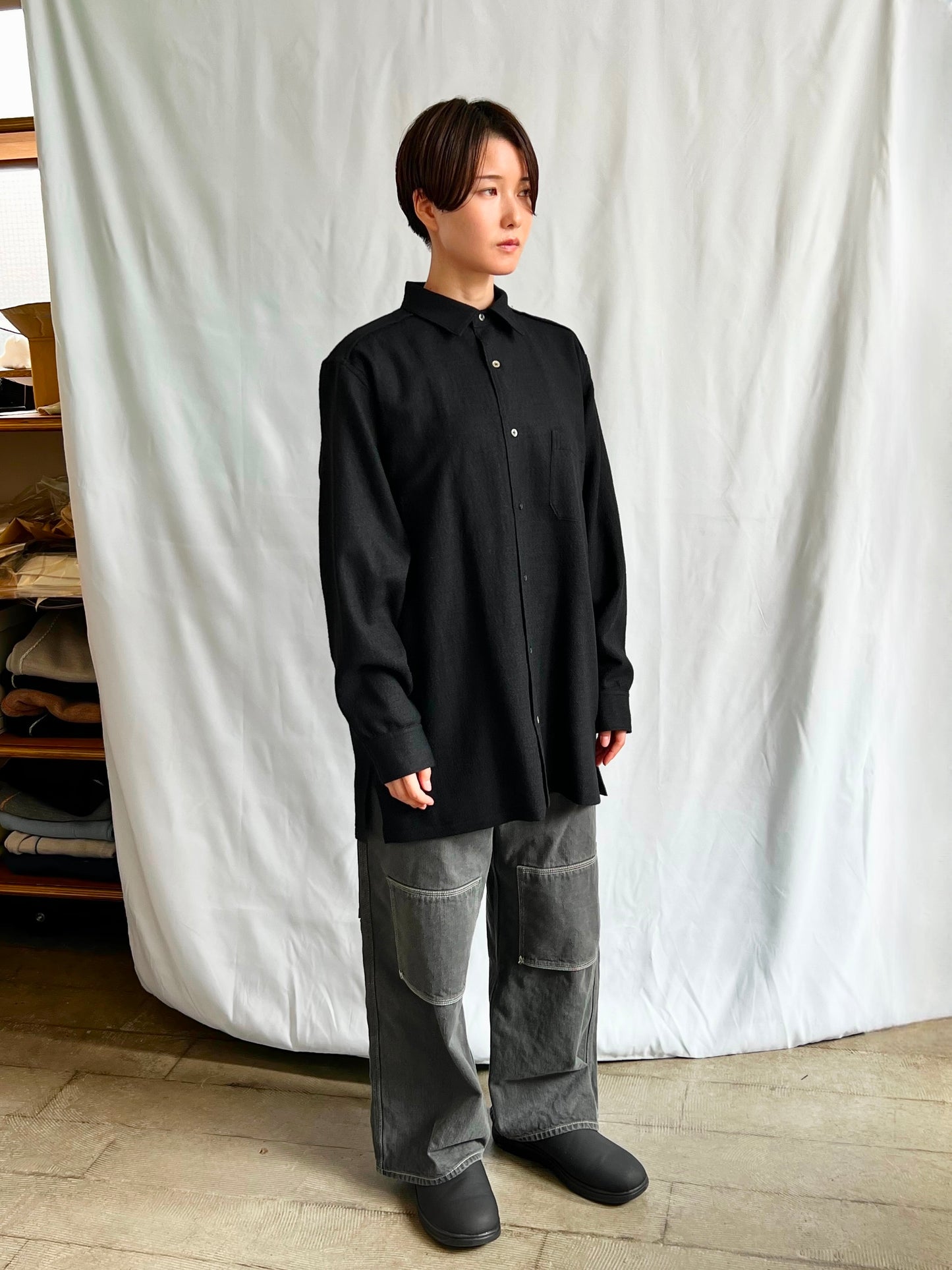 Single yoke shirt〈wool Gaze〉